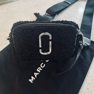Marc Jacobs Textured Black Crossbody Bag. Snapshot Teddy.